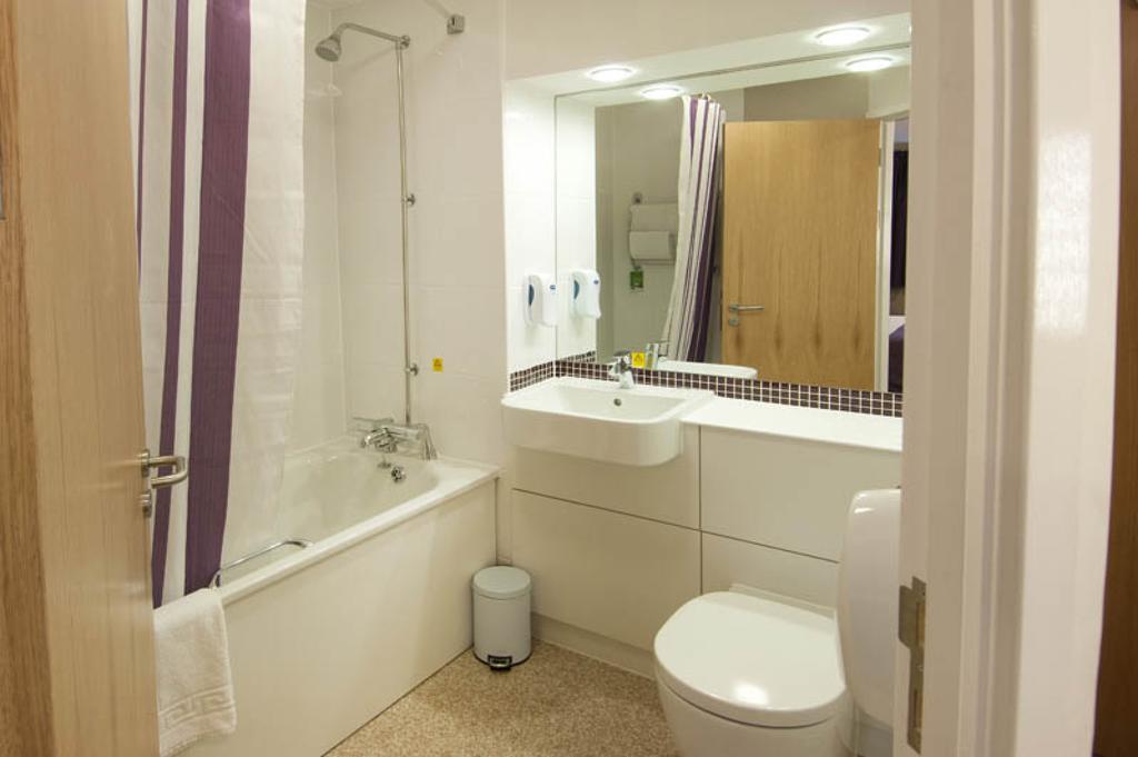 Premier Inn Rochdale Room photo